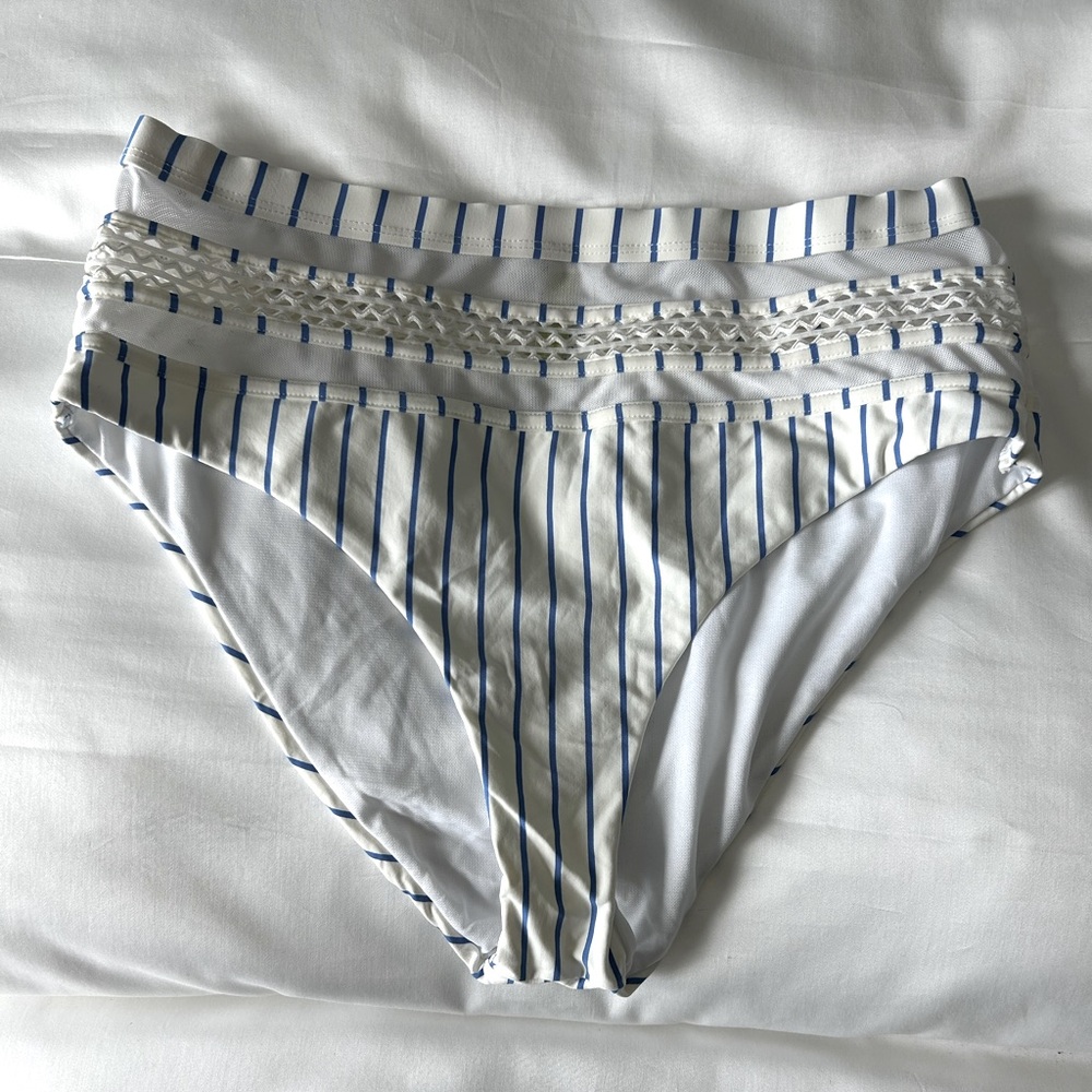 Gianni Bini White and Blue Striped Bikini Bottom. Size large. Mesh/lace waist.